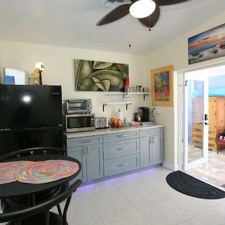 Fantasy Island Inn, Caters To Men Wilton Manors Exterior foto